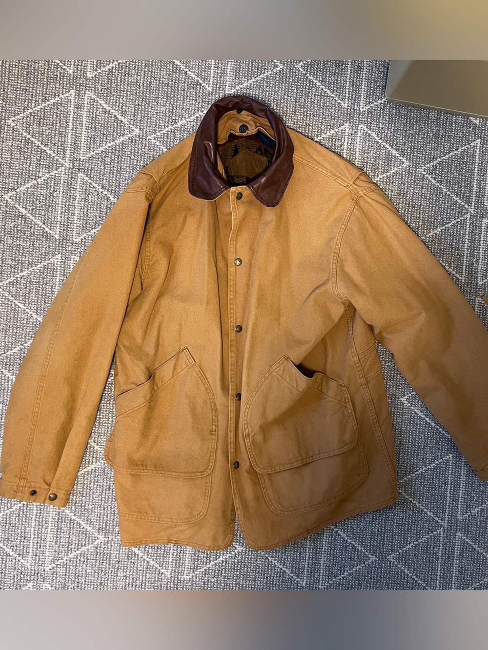 Men’s vintage woolrich barn jacket- M